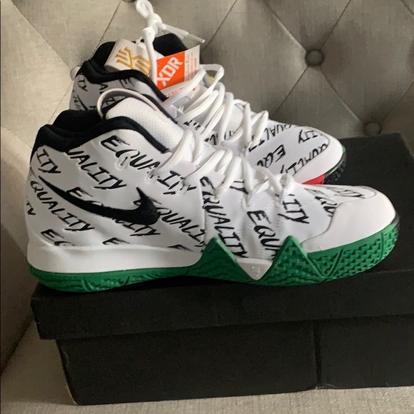 Krueger 4 Nike Sneakers - Picture 5 of 6